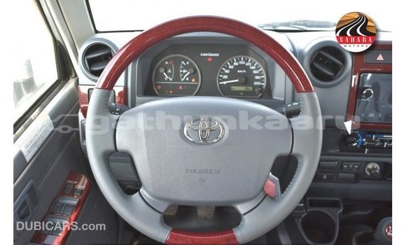 Buy Import Toyota Land Cruiser Other Car in Import - Dubai in Baa Buy Import Toyota Land Cruiser Other Car in Import - Dubai in Baa
