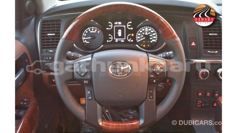 Big with watermark toyota sequoia baa import dubai 3058