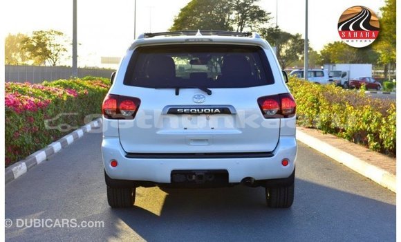 Buy Import Toyota Sequoia White Car in Import - Dubai in Baa Buy Import Toyota Sequoia White Car in Import - Dubai in Baa