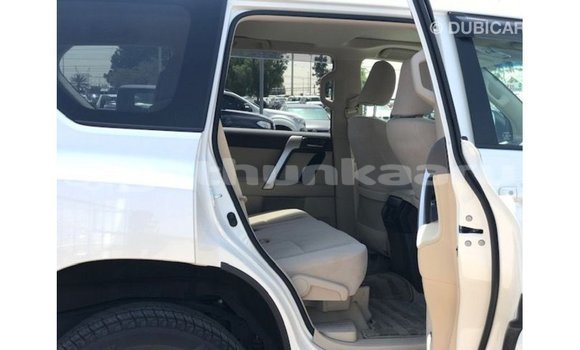 Buy Import Toyota Prado White Car in Import - Dubai in Baa Buy Import Toyota Prado White Car in Import - Dubai in Baa