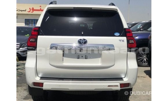 Buy Import Toyota Prado White Car in Import - Dubai in Baa Buy Import Toyota Prado White Car in Import - Dubai in Baa