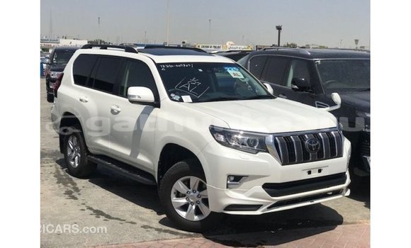 Buy Import Toyota Prado White Car in Import - Dubai in Baa Buy Import Toyota Prado White Car in Import - Dubai in Baa