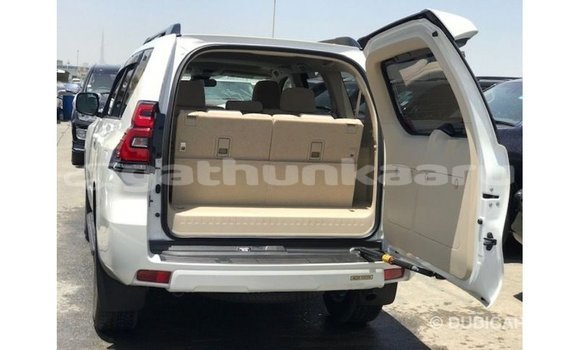 Buy Import Toyota Prado White Car in Import - Dubai in Baa Buy Import Toyota Prado White Car in Import - Dubai in Baa