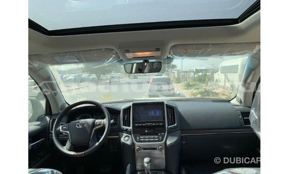 Buy Import Toyota Land Cruiser Black Car in Import - Dubai in Baa Buy Import Toyota Land Cruiser Black Car in Import - Dubai in Baa