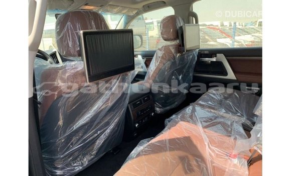 Buy Import Toyota Land Cruiser Black Car in Import - Dubai in Baa Buy Import Toyota Land Cruiser Black Car in Import - Dubai in Baa