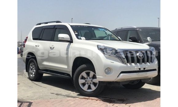 Buy Import Toyota Prado White Car in Import - Dubai in Baa Buy Import Toyota Prado White Car in Import - Dubai in Baa