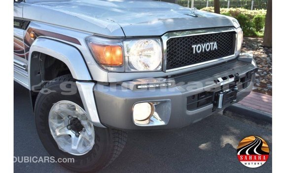Buy Import Toyota Land Cruiser Other Car in Import - Dubai in Baa Buy Import Toyota Land Cruiser Other Car in Import - Dubai in Baa