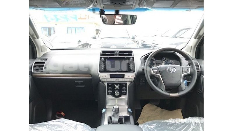 Big with watermark toyota prado baa import dubai 3083