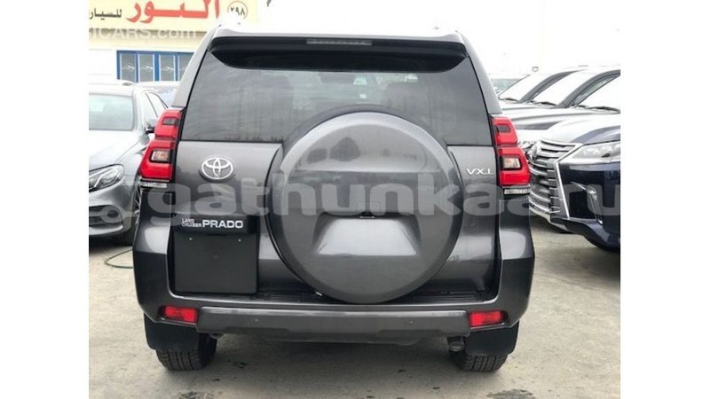 Big with watermark toyota prado baa import dubai 3083