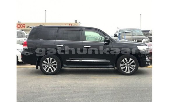 Buy Import Toyota Land Cruiser Black Car in Import - Dubai in Baa Buy Import Toyota Land Cruiser Black Car in Import - Dubai in Baa