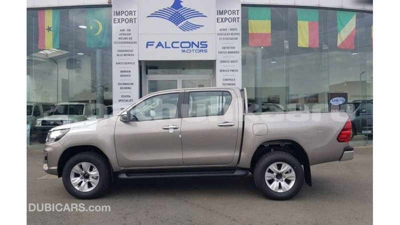 Big with watermark toyota hilux baa import dubai 3086