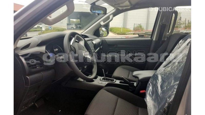 Big with watermark toyota hilux baa import dubai 3086