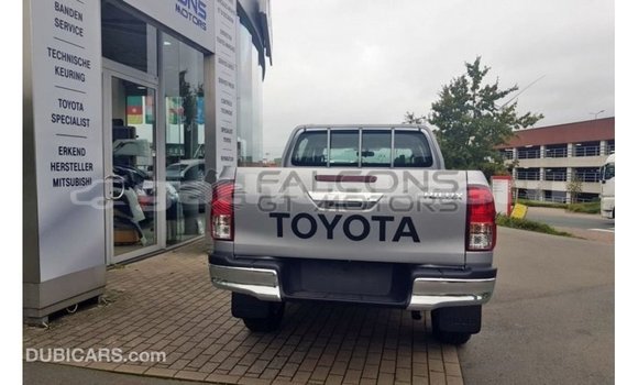 Buy Import Toyota Hilux Brown Car in Import - Dubai in Baa Buy Import Toyota Hilux Brown Car in Import - Dubai in Baa