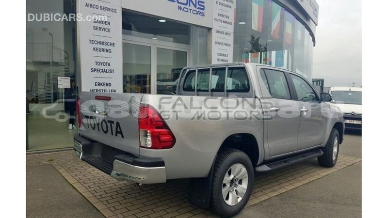 Big with watermark toyota hilux baa import dubai 3086
