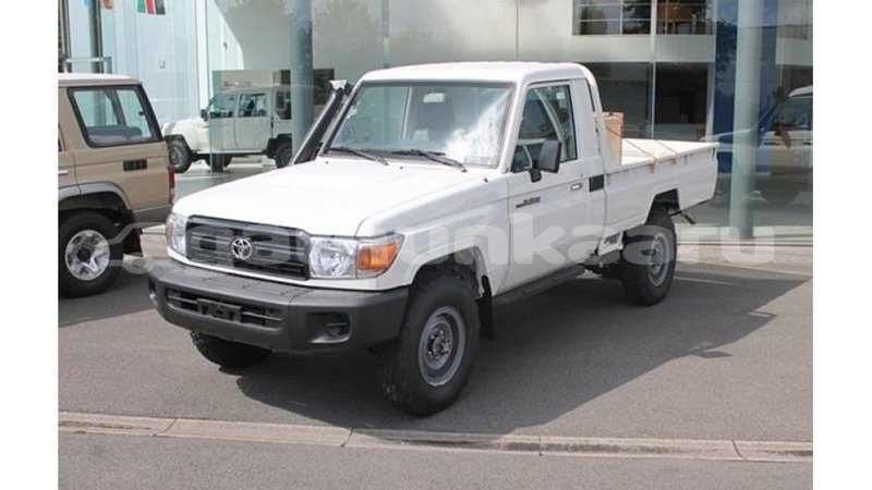 Big with watermark toyota land cruiser baa import dubai 3089