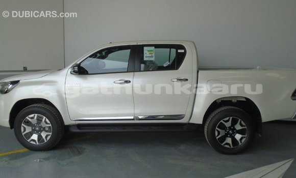 Buy Import Toyota Hilux White Car in Import - Dubai in Baa Buy Import Toyota Hilux White Car in Import - Dubai in Baa