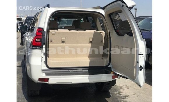 Buy Import Toyota Prado White Car in Import - Dubai in Baa Buy Import Toyota Prado White Car in Import - Dubai in Baa