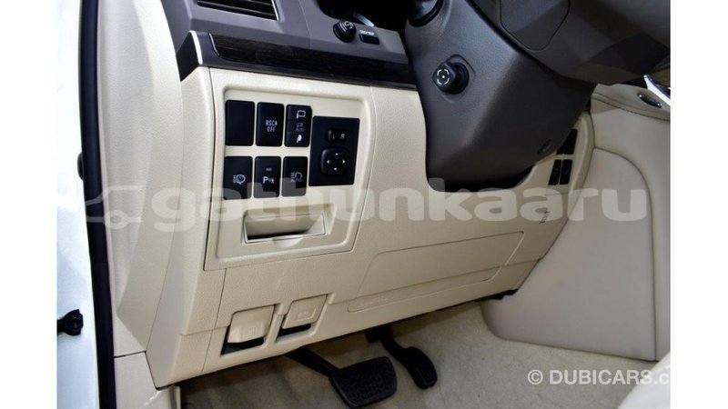 Big with watermark toyota land cruiser baa import dubai 3095