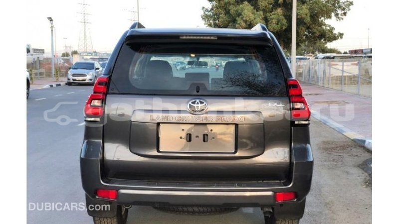 Big with watermark toyota prado baa import dubai 3101