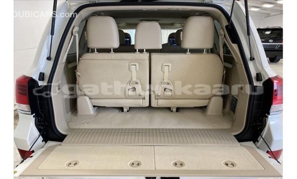 Buy Import Toyota Land Cruiser White Car in Import - Dubai in Baa Buy Import Toyota Land Cruiser White Car in Import - Dubai in Baa