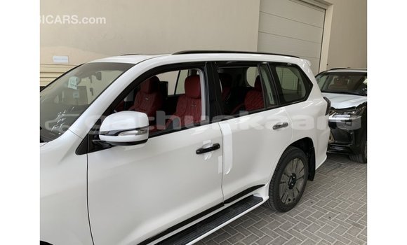 Buy Import Lexus LX White Car in Import - Dubai in Baa Buy Import Lexus LX White Car in Import - Dubai in Baa