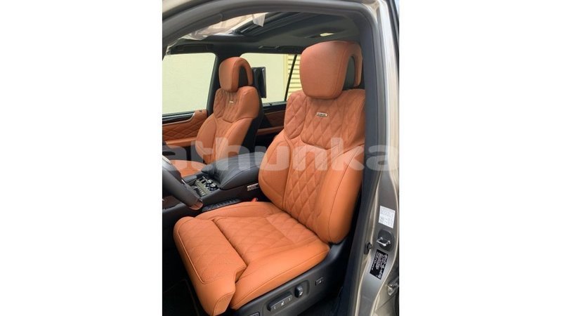 Big with watermark lexus lx baa import dubai 3110