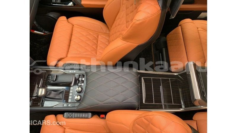 Big with watermark lexus lx baa import dubai 3110