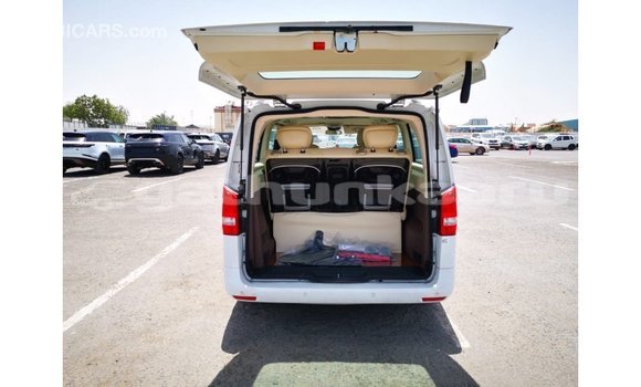 Buy Import Mercedes-Benz Vito White Car in Import - Dubai in Baa Buy Import Mercedes-Benz Vito White Car in Import - Dubai in Baa