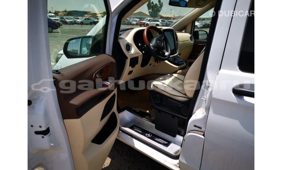 Buy Import Mercedes-Benz Vito White Car in Import - Dubai in Baa Buy Import Mercedes-Benz Vito White Car in Import - Dubai in Baa