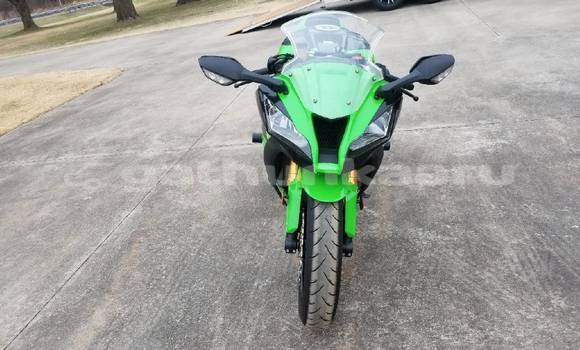 Buy Used Kawasaki Ninja ZX-10R Green Bike in Fehendhoo in Baa Buy Used Kawasaki Ninja ZX-10R Green Bike in Fehendhoo in Baa