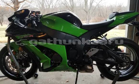 Buy Used Kawasaki Ninja ZX-10R Green Bike in Fehendhoo in Baa Buy Used Kawasaki Ninja ZX-10R Green Bike in Fehendhoo in Baa