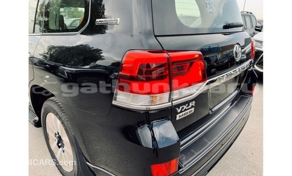 Buy Import Toyota Land Cruiser Black Car in Import - Dubai in Baa Buy Import Toyota Land Cruiser Black Car in Import - Dubai in Baa