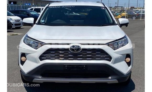 Buy Import Toyota 4Runner White Car in Import - Dubai in Baa Buy Import Toyota 4Runner White Car in Import - Dubai in Baa