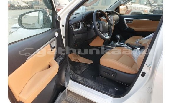 Buy Import Toyota Fortuner White Car in Import - Dubai in Baa Buy Import Toyota Fortuner White Car in Import - Dubai in Baa