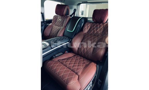 Buy Import Toyota Land Cruiser Black Car in Import - Dubai in Baa Buy Import Toyota Land Cruiser Black Car in Import - Dubai in Baa