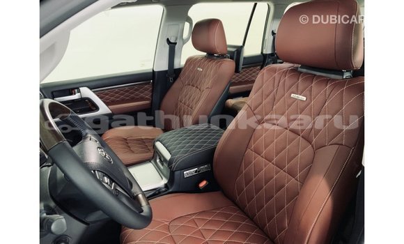 Buy Import Toyota Land Cruiser Black Car in Import - Dubai in Baa Buy Import Toyota Land Cruiser Black Car in Import - Dubai in Baa