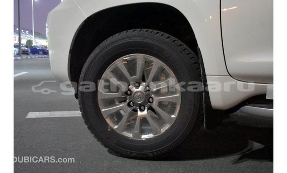Buy Import Toyota Prado White Car in Import - Dubai in Baa Buy Import Toyota Prado White Car in Import - Dubai in Baa
