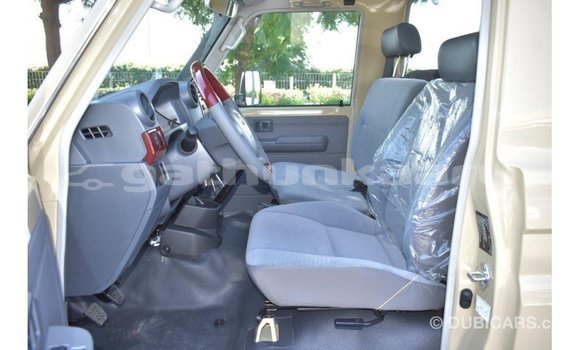 Buy Import Toyota Land Cruiser Beige Car in Import - Dubai in Baa Buy Import Toyota Land Cruiser Beige Car in Import - Dubai in Baa
