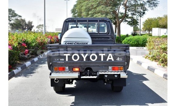 Buy Import Toyota Land Cruiser Other Car in Import - Dubai in Baa Buy Import Toyota Land Cruiser Other Car in Import - Dubai in Baa