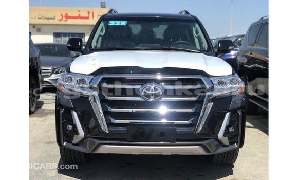 Buy Import Toyota Land Cruiser Black Car in Import - Dubai in Baa Buy Import Toyota Land Cruiser Black Car in Import - Dubai in Baa