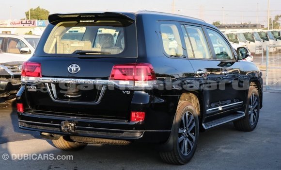 Buy Import Toyota Land Cruiser Black Car in Import - Dubai in Baa Buy Import Toyota Land Cruiser Black Car in Import - Dubai in Baa