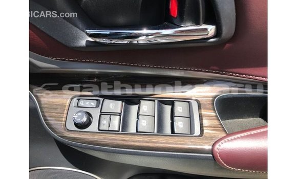 Buy Import Toyota Harrier White Car in Import - Dubai in Baa Buy Import Toyota Harrier White Car in Import - Dubai in Baa