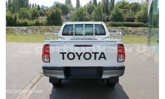 Buy Import Toyota Hilux White Car in Import - Dubai in Baa Buy Import Toyota Hilux White Car in Import - Dubai in Baa