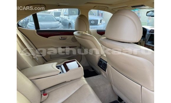 Buy Import Lexus LS Other Car in Import - Dubai in Baa Buy Import Lexus LS Other Car in Import - Dubai in Baa