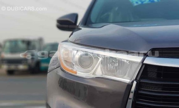 Buy Import Toyota Highlander Other Car in Import - Dubai in Baa Buy Import Toyota Highlander Other Car in Import - Dubai in Baa