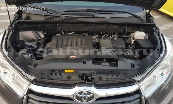 Buy Import Toyota Highlander Other Car in Import - Dubai in Baa Buy Import Toyota Highlander Other Car in Import - Dubai in Baa