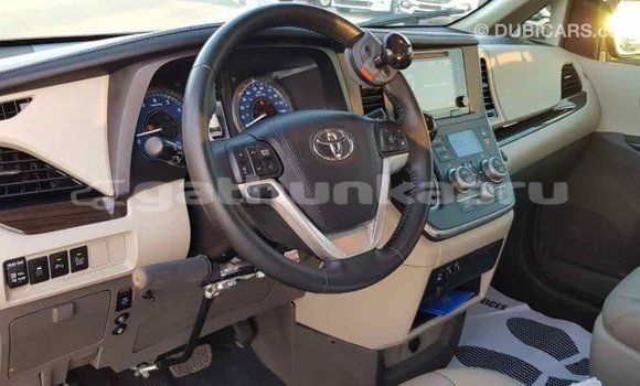 Buy Import Toyota Sienna White Car in Import - Dubai in Baa Buy Import Toyota Sienna White Car in Import - Dubai in Baa