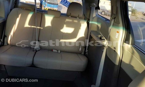 Buy Import Toyota Sienna White Car in Import - Dubai in Baa Buy Import Toyota Sienna White Car in Import - Dubai in Baa