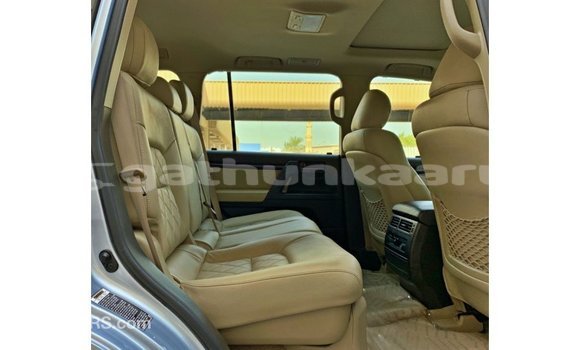 Buy Import Toyota Land Cruiser Blue Car in Import - Dubai in Baa Buy Import Toyota Land Cruiser Blue Car in Import - Dubai in Baa