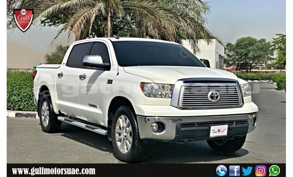 Buy Import Toyota Tundra White Car in Import - Dubai in Baa